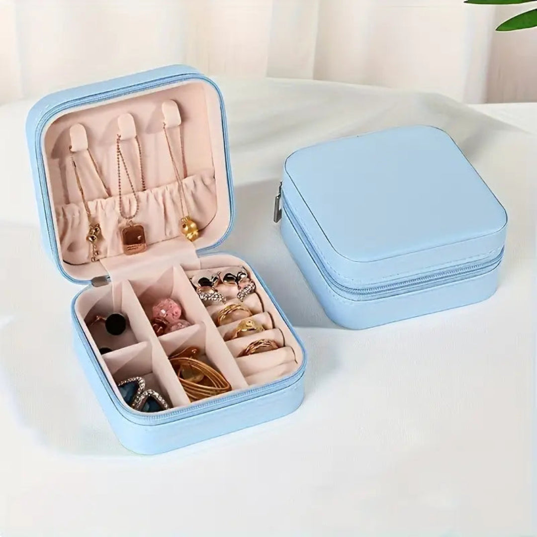 Mini Jewelry Travel Case, Portable Storage Box for Rings, Earrings & Necklaces, Random colors